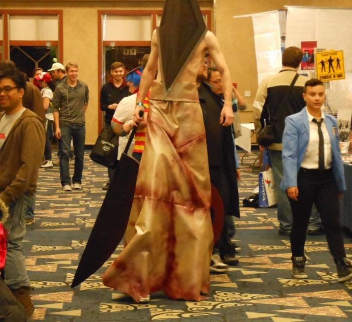 Tall Pyramid Head  With Blade
